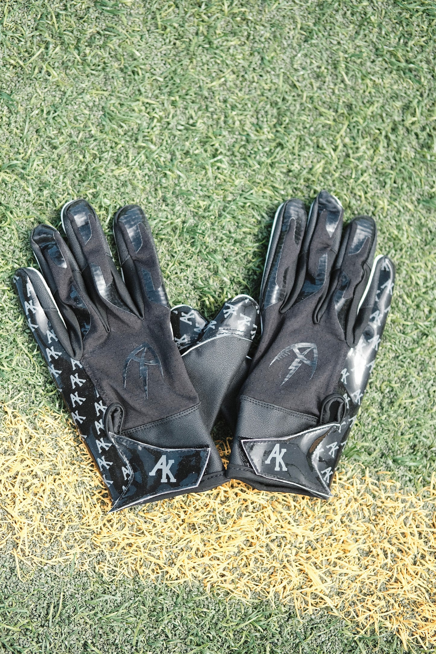 AK Elite 2.0 Receiver Gloves (Black/Black)