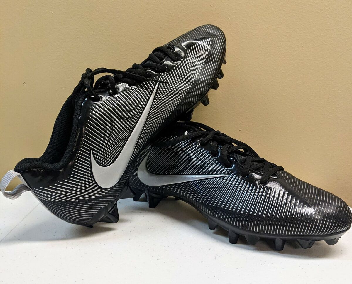 Nike Vapor Strike TD (Youth 5.5 US)